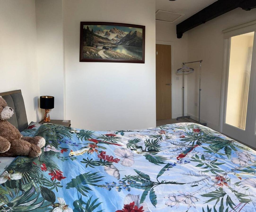 ブラックリー Unique Old Auction Houseヴィラ エクステリア 写真